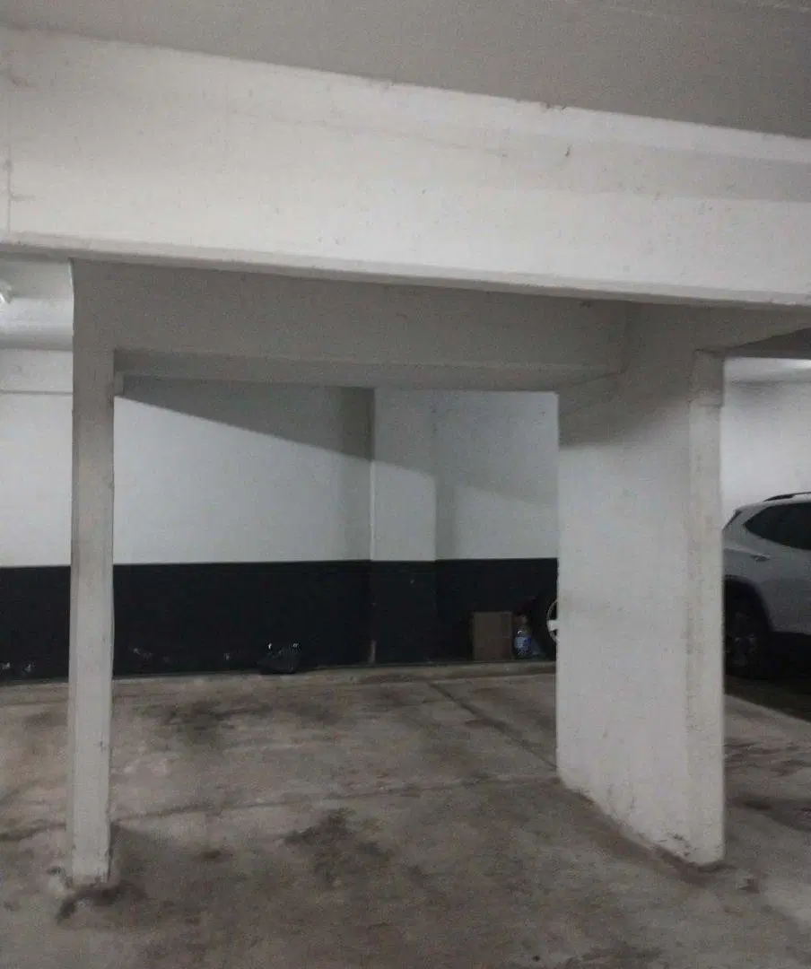 VENTA COCHERA CUBIERTA EN VILLA URQUIZA 3