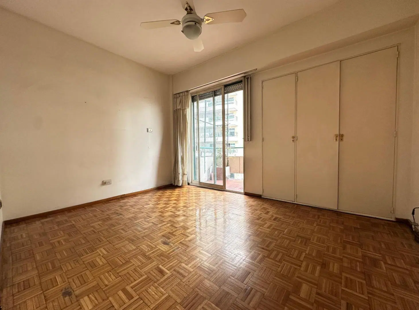 VENTA DEPARTAMENTO 3 AMBIENTES BALCON 5