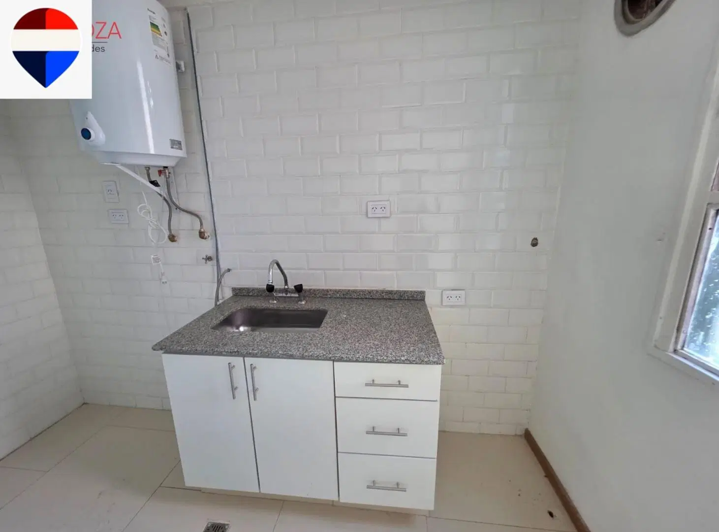 Venta Departamento 3 Amb FLores 3