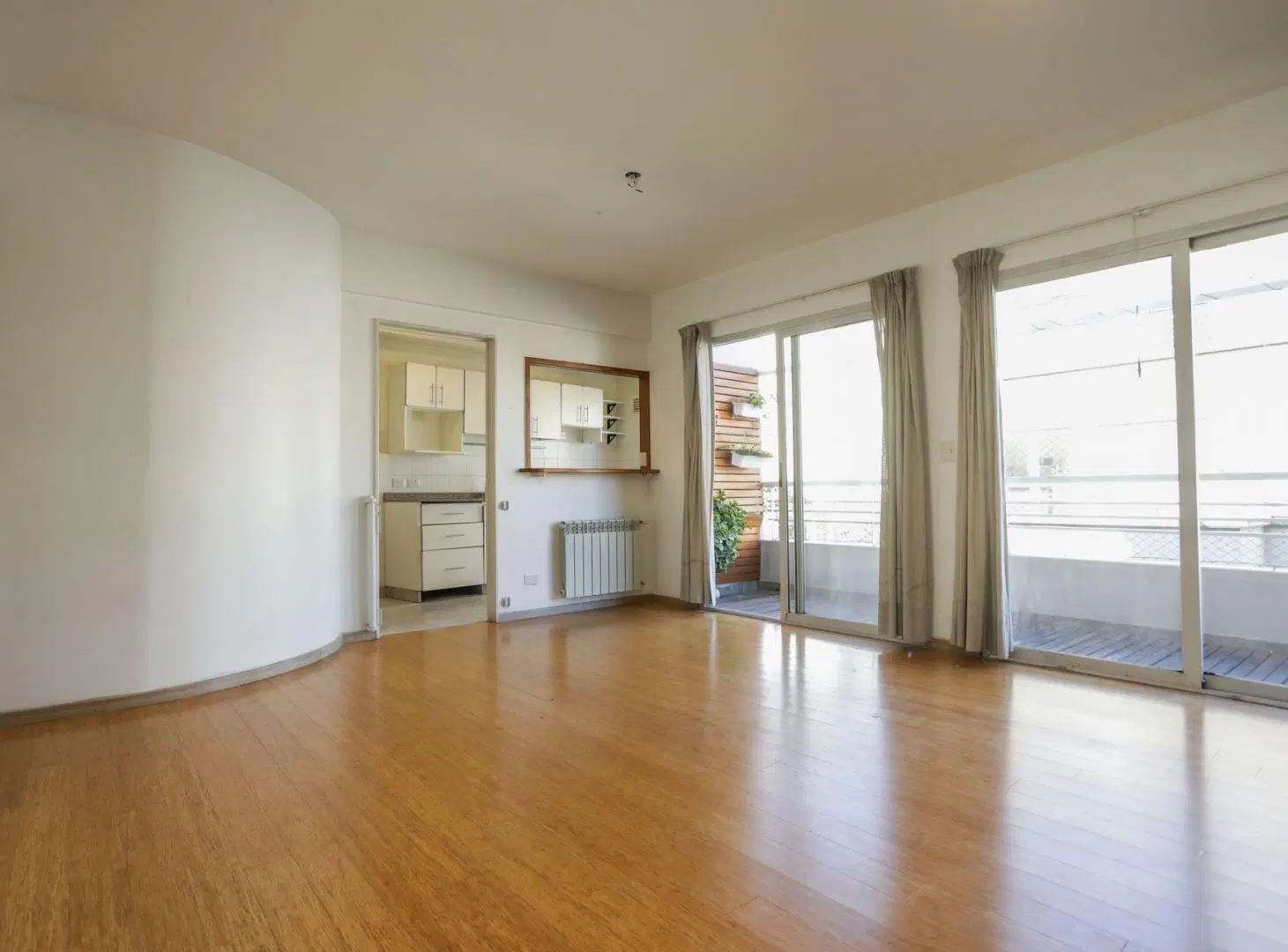 3 AMBIENTES CON BALCON QUINCHO Y TERRAZA  PROPIA 3