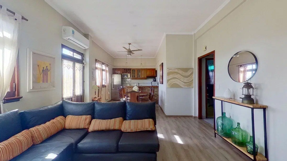 CASA MULTIFAMILIAR 7 AMB. VENTA VALENTIN ALSINA 5