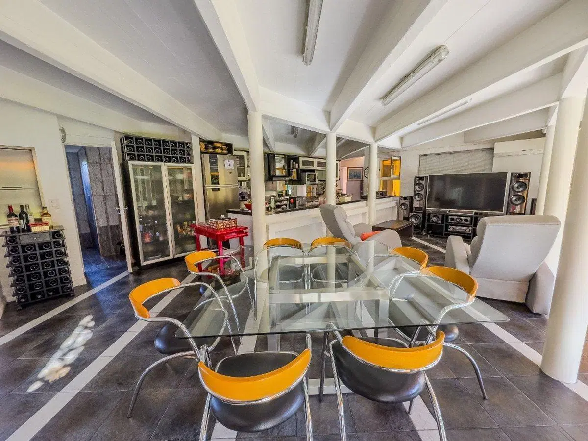 CASA VENTA 6 AMBIENTES COUNTRY SAN DIEGO MORENO 2