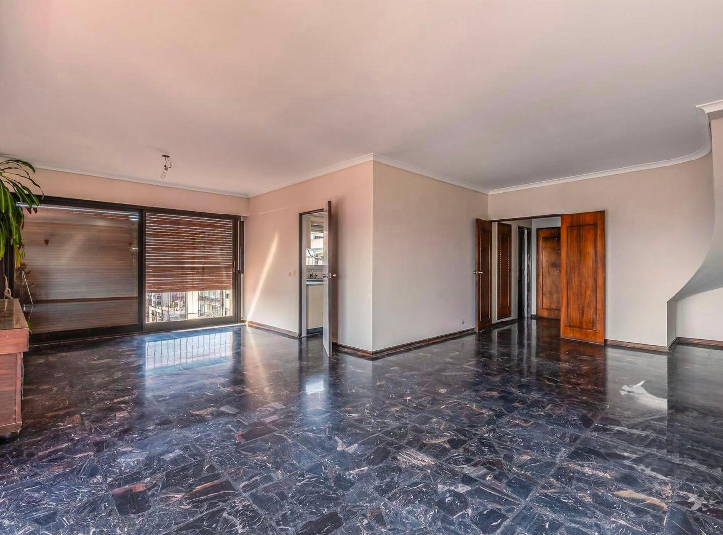 Foto de PISO DÚPLEX CON TERRAZA Y 3 COCHERAS EN BELGRANO, imagen 4