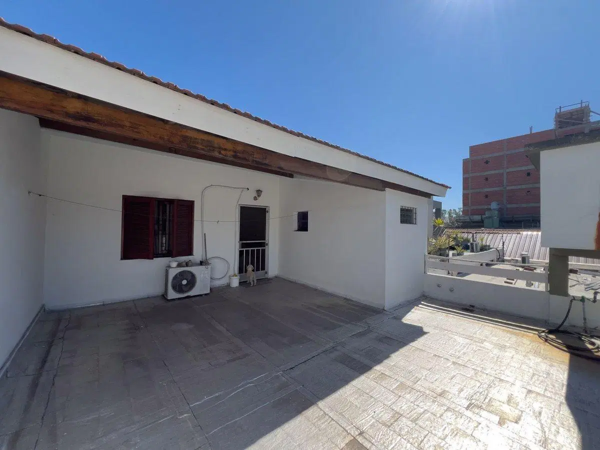 GRAN LOTE 10,50 x 76 mts. IDEAL CONSTRUCTOR 5