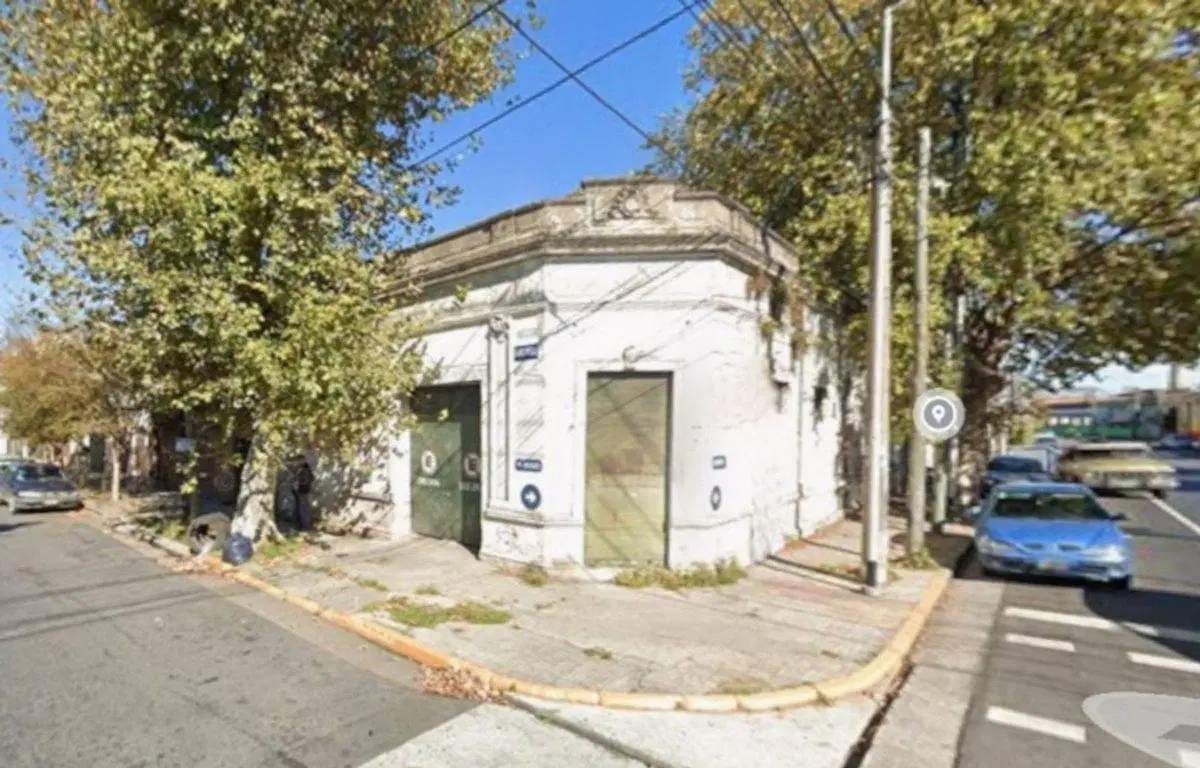 VENTA DE LOTE EN ESQUINA PIÑEYRO AVELLANEDA 3