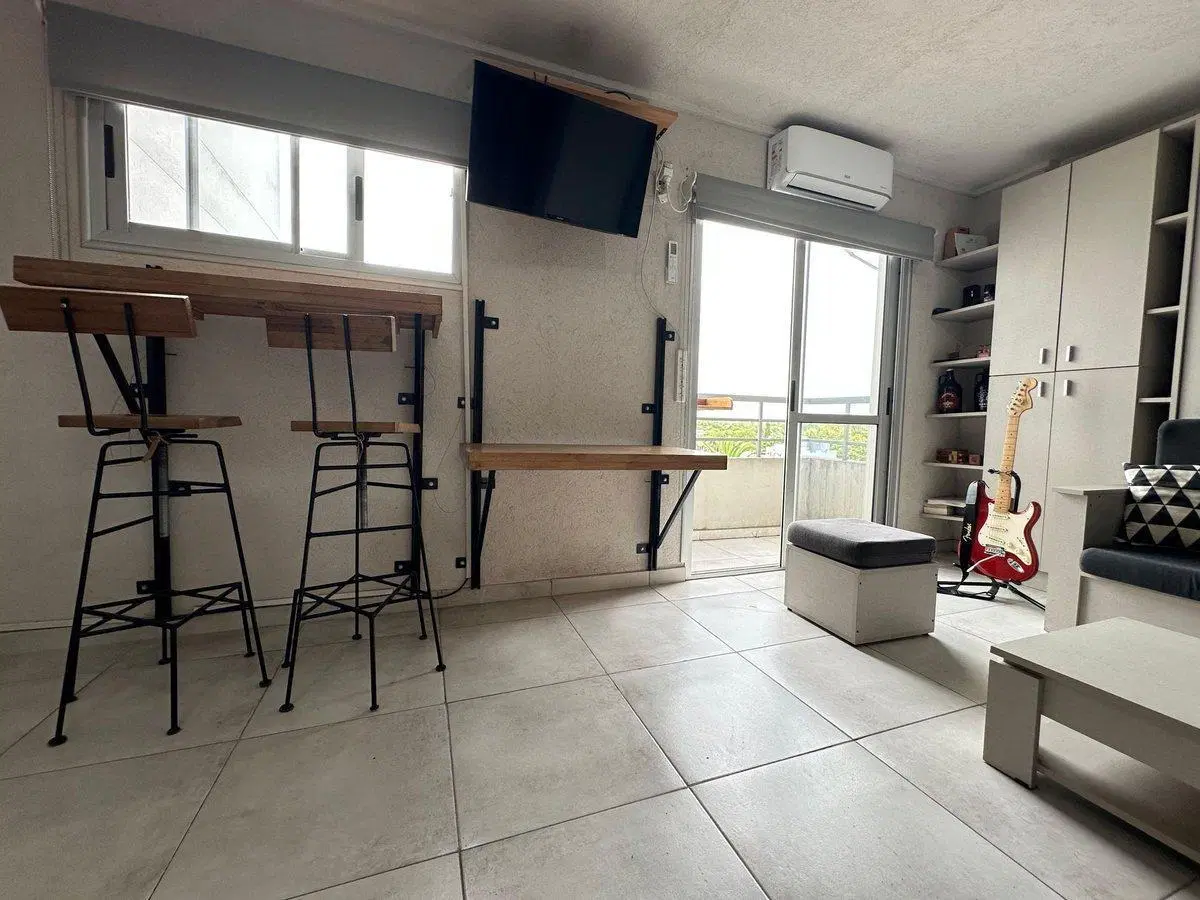 VENTA DEPARTAMENTO HAEDO 4