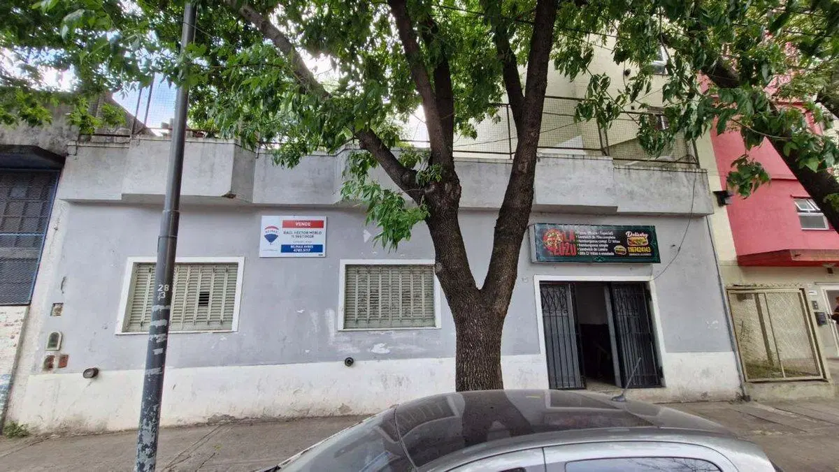 Venta casa 3 amb, lote propio 110m2 en Barracas 5