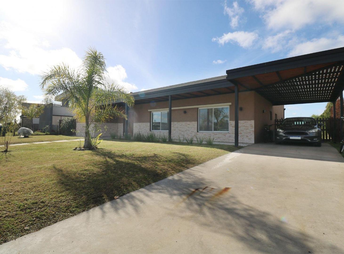 VENTA CASA SAN SEBASTIAN , AREA 6, LOTE de 957m2