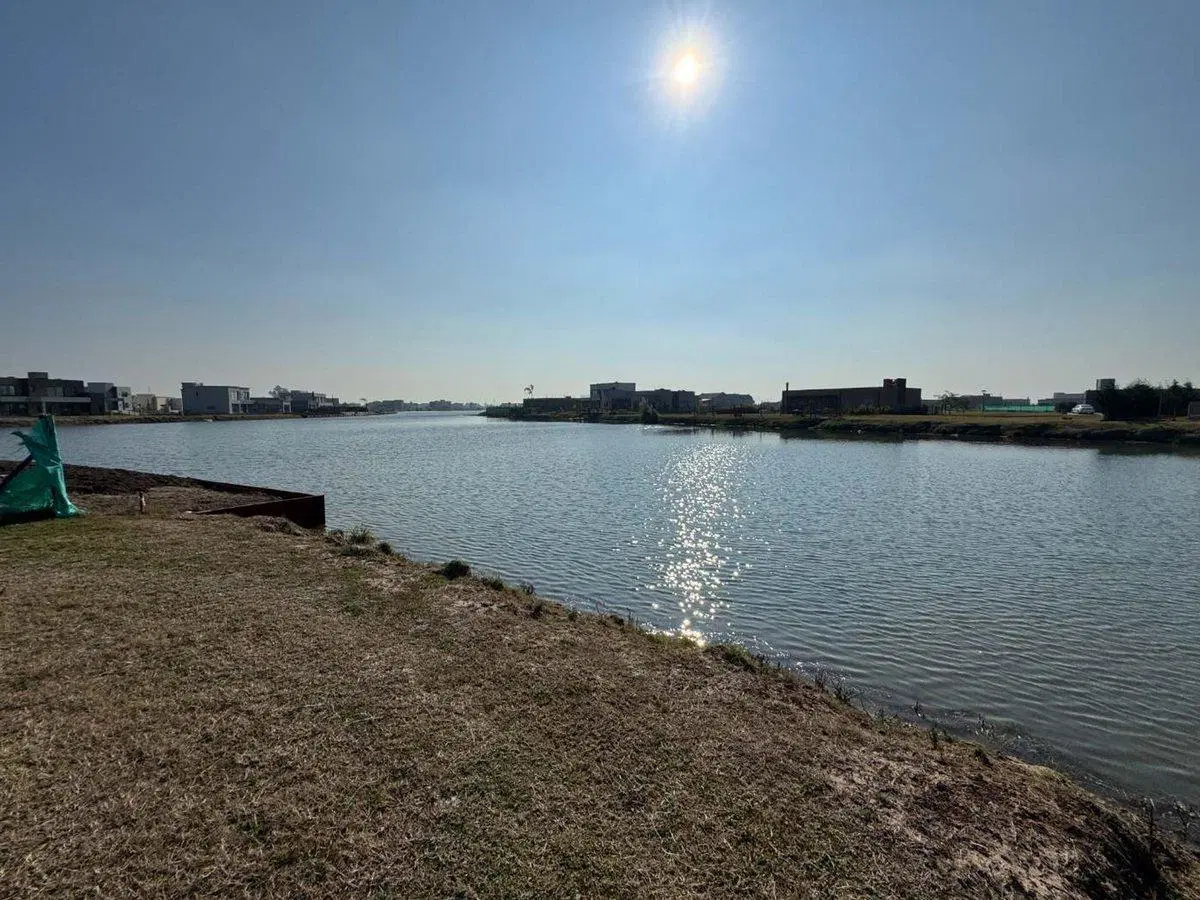 Venta lote al agua Santa Clara al Sur San Vicente 3