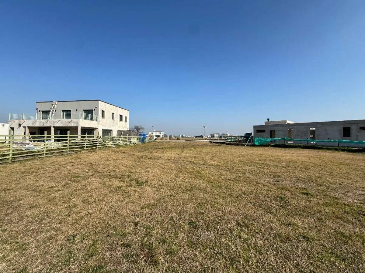 Venta lote al agua Santa Clara al Sur San Vicente 2