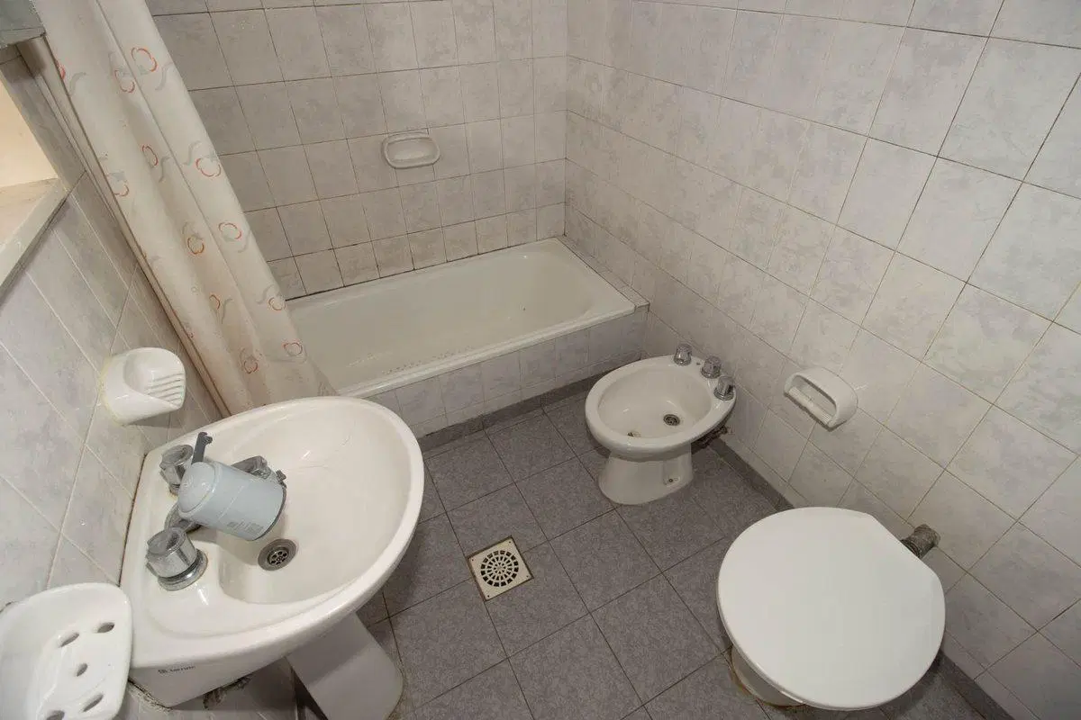 VENTA PH 3 AMB, VTE. LOPEZ, CON BALCÓN y LAVADERO 4