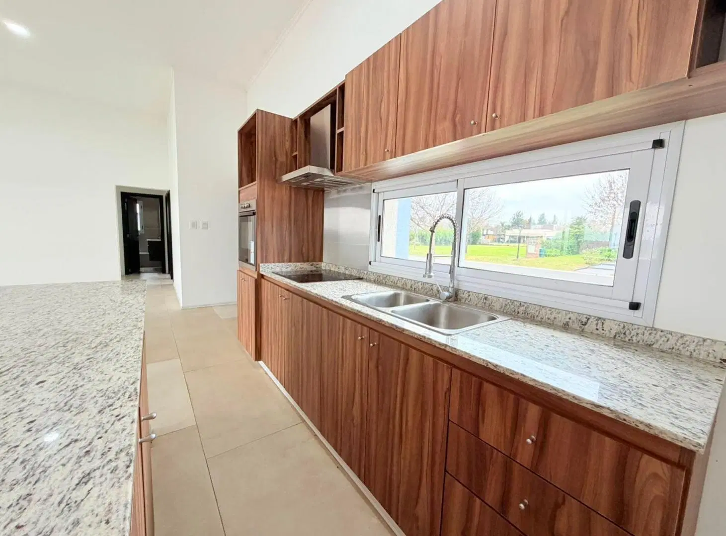 VENTA CASA | PILETA | B° SAN SEBASTIAN | AREA 1 5