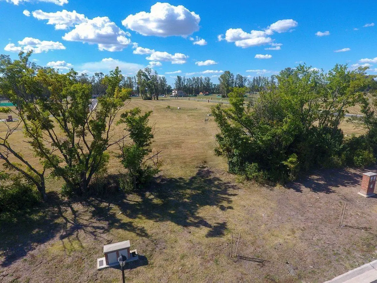 LOTE CENTRAL BARRIO SANTA SOFIA PILAR DEL ESTE 2