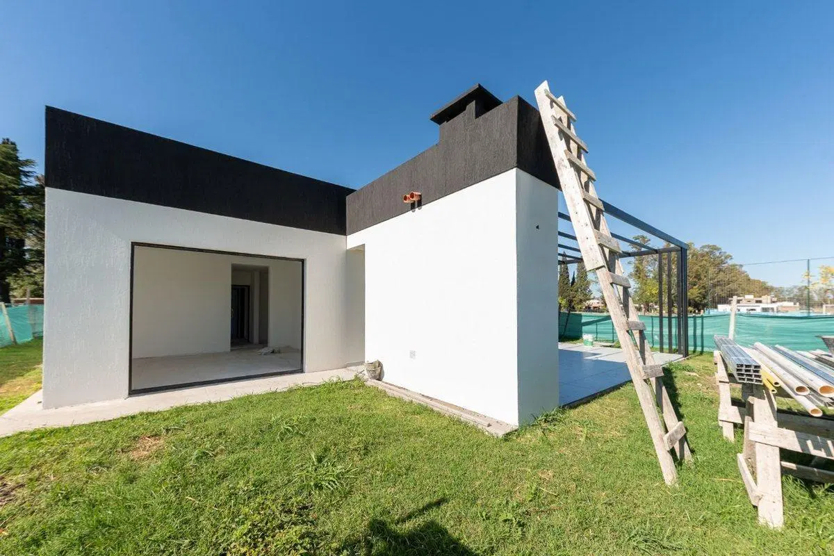VENTA CASA 4 AMBIENTES SANTA SOFIA PILAR DEL ESTE 4