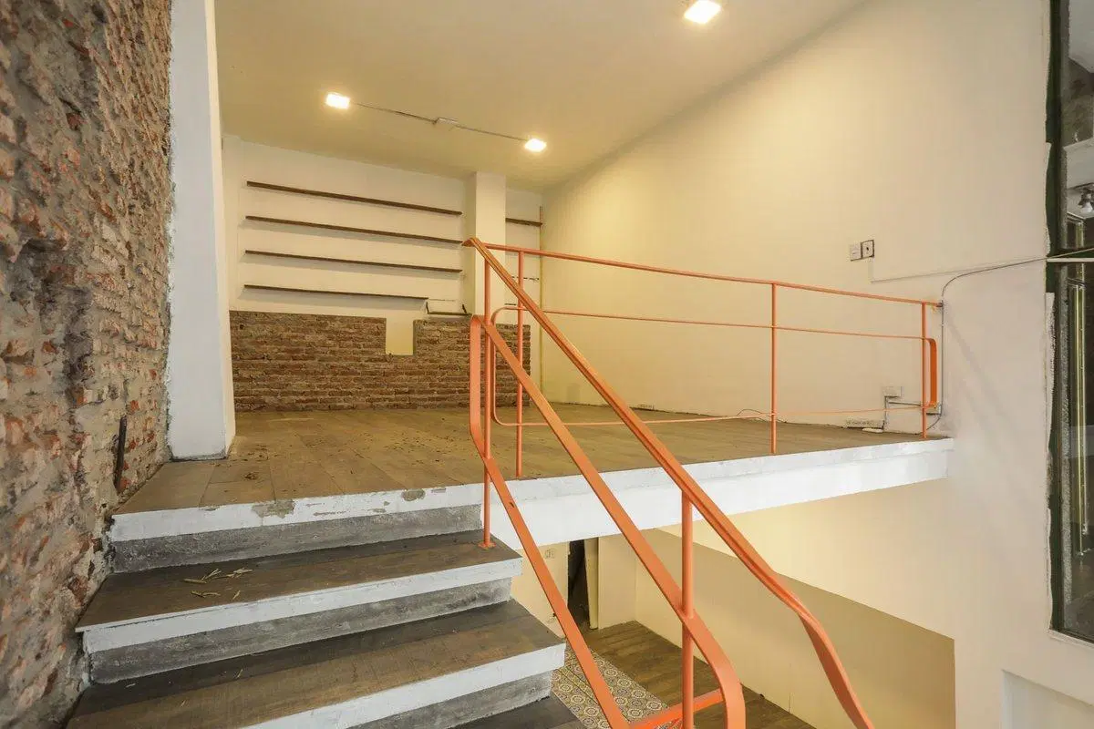 LOCAL DOBLE ALTURA RECOLETA VENTA CON RENTA 5