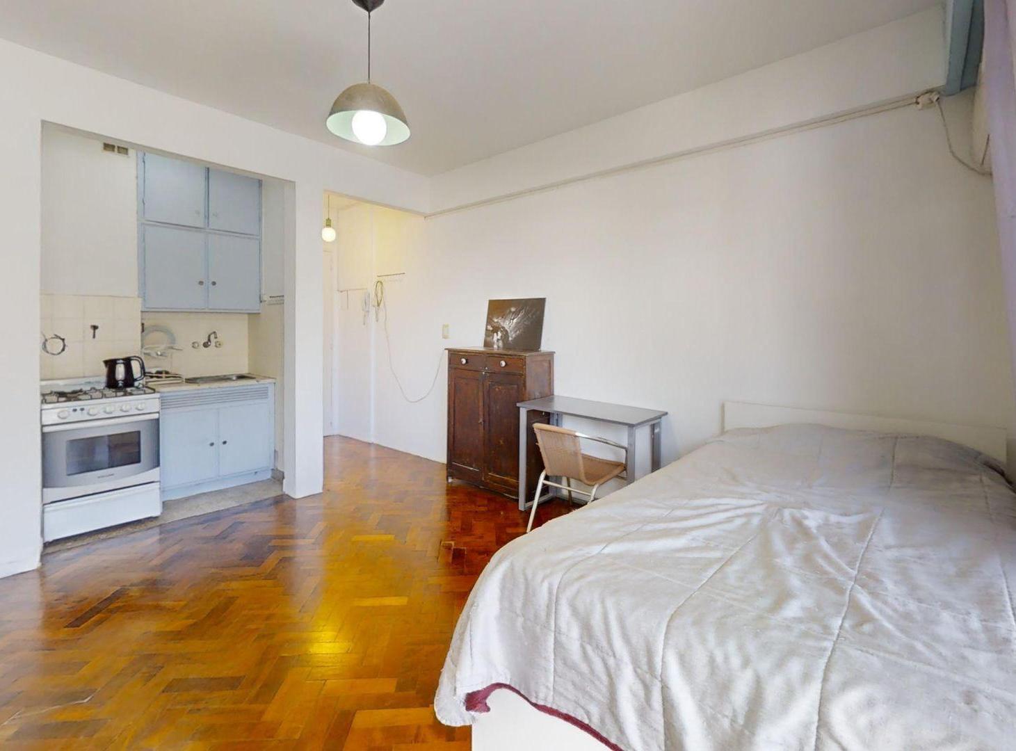 Foto de DEPARTAMENTO MONOAMBIENTE VENTA BALVANERA BALCON, imagen 3