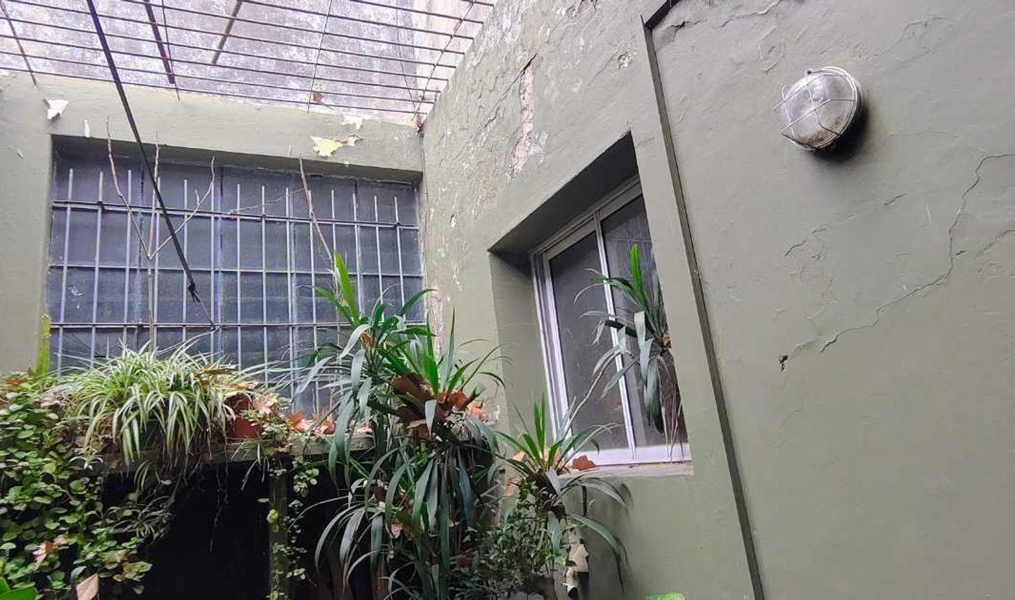 Foto de VENTA PH 4 AMB. A REFACCIONAR. CHACARITA. CABA, imagen 5