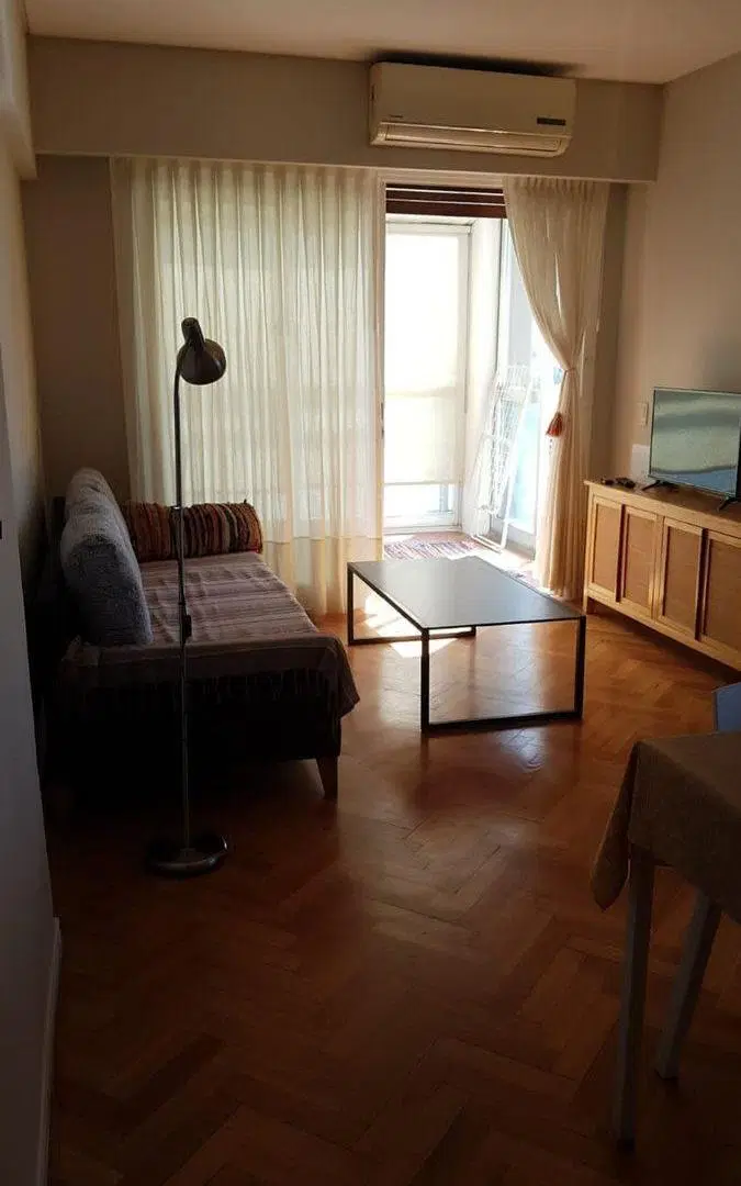 Alquiler 2 ambientes y 1/2 piso alto balcón tza 5