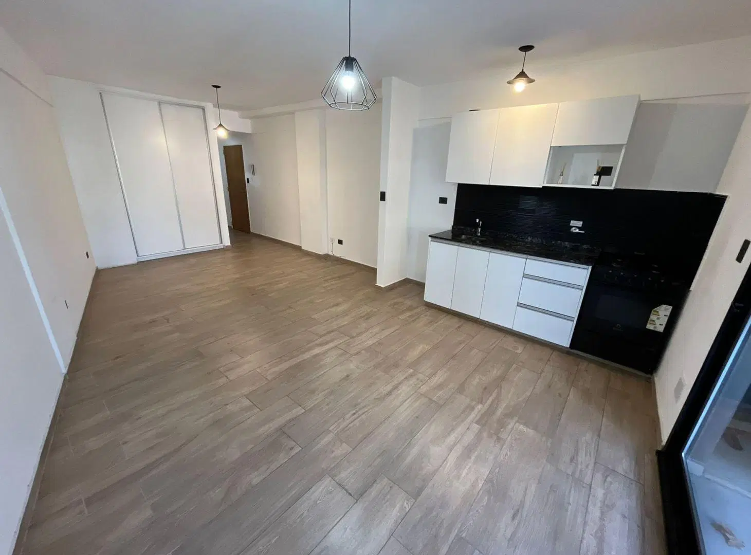 Alquiler monoambiente con balcon Caballito 5