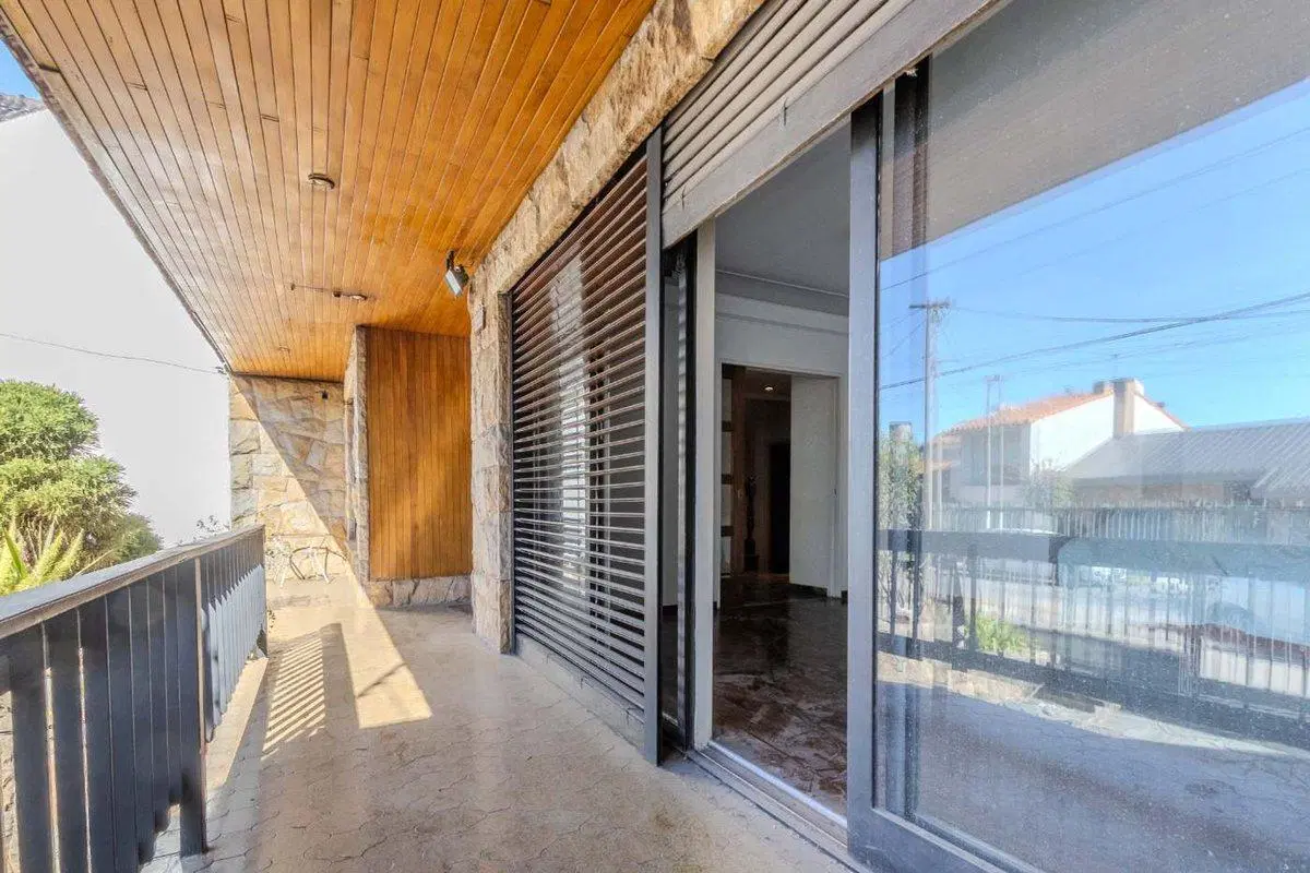VENTA CHALET 6 AMB C/QUINCHO GARAGE en HAEDO NORTE 8