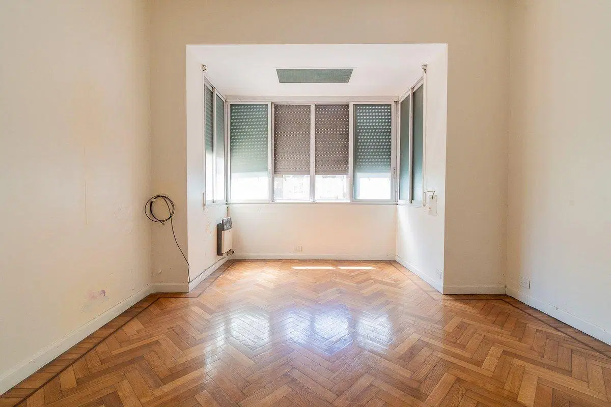 Venta depto 5 amb con dependencia y patio 8
