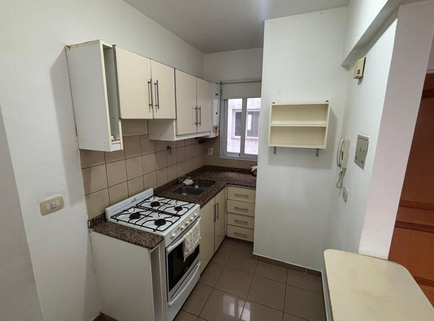 Foto de Venta 3 ambientes c/cochera - Vicente Lopez, imagen 3