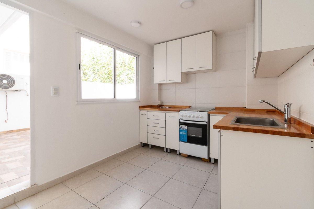 Foto de Venta depto 3 amb con cochera en Caballito, imagen 2