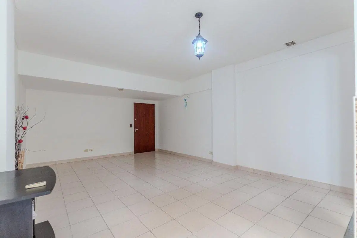 VENTA Monoambiente con Patio en "BALVANERA" 4