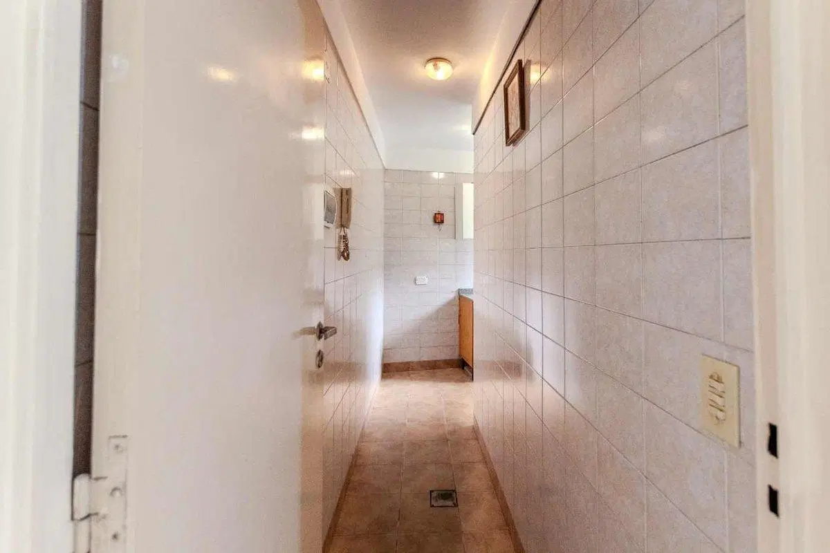 VENTA Monoambiente con Patio en "BALVANERA" 5