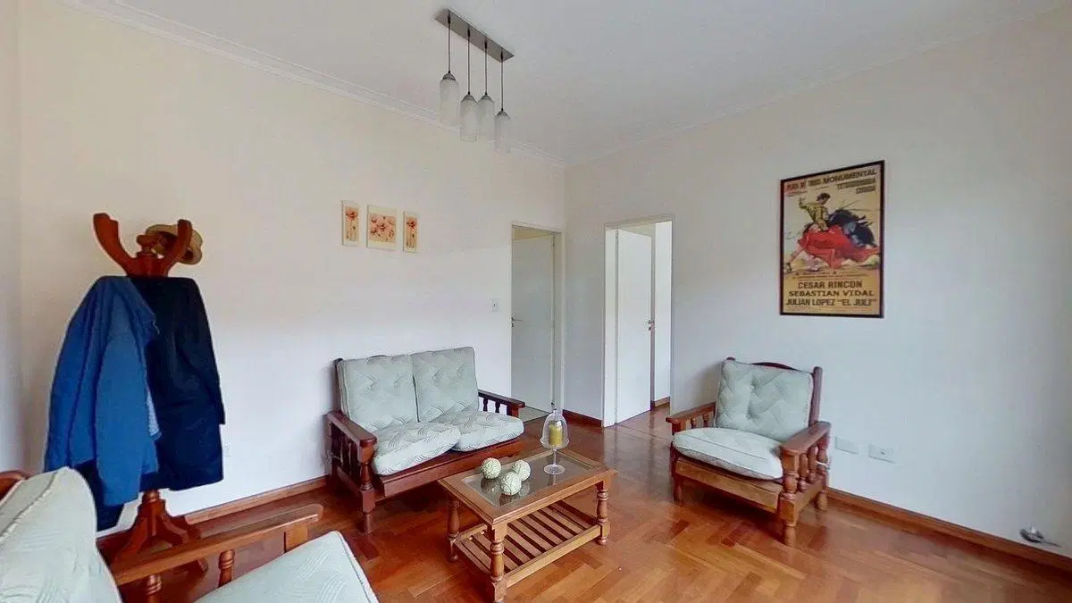VENTA CASA 5 AMB LOMAS DE ZAMORA CREDITO y PERMUTA 8