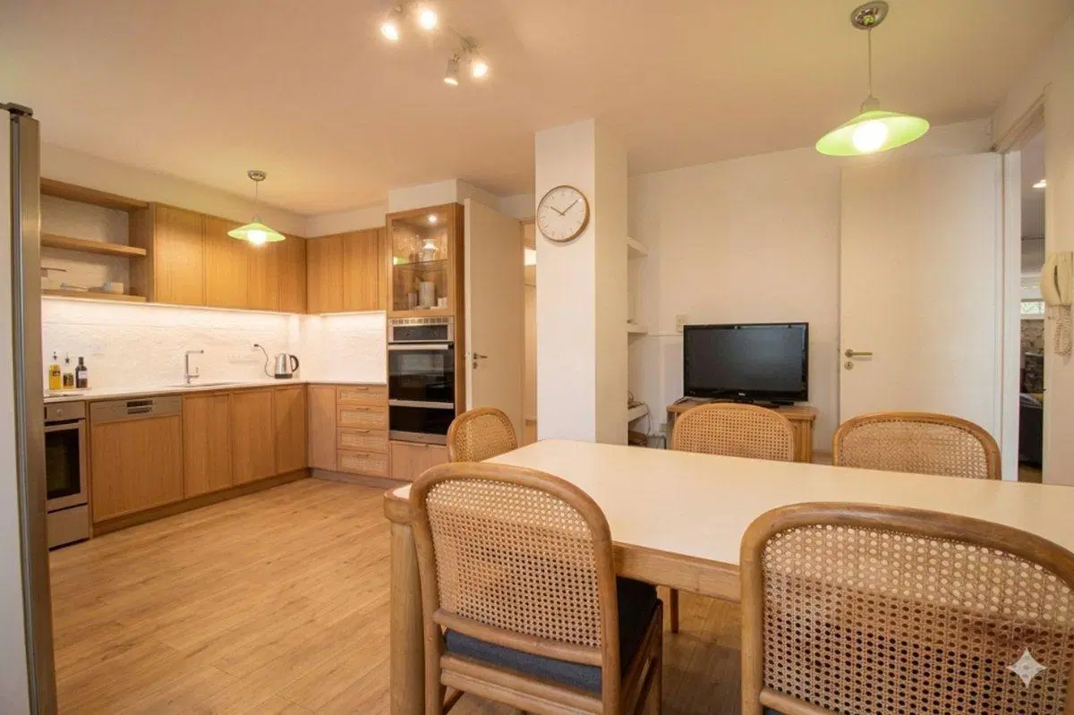 VENTA CASA 5 AMB MAS DEPENDENCIA EN BARRIO RIVER 4