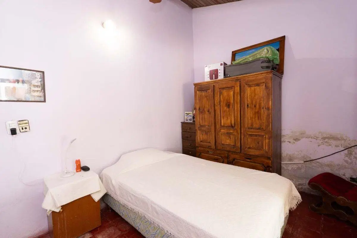 VENTA CASA MULTIFAMILIAR EN DEL VISO 4