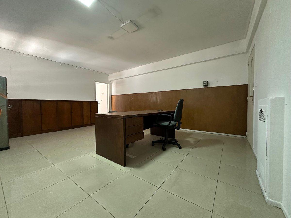 Foto de VENTA OFICINA MICROCENTRO, imagen 2