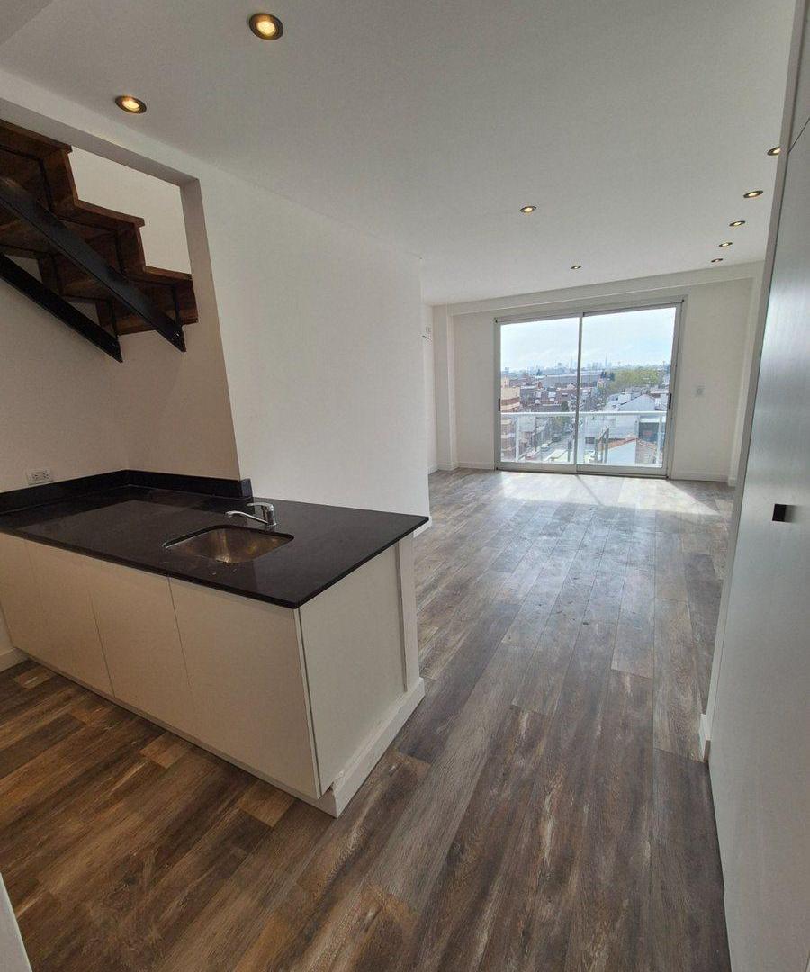 Foto de VENTA DUPLEX 2 AMB. C/BALCON TERRAZA VISTA ABIERTA, imagen 3