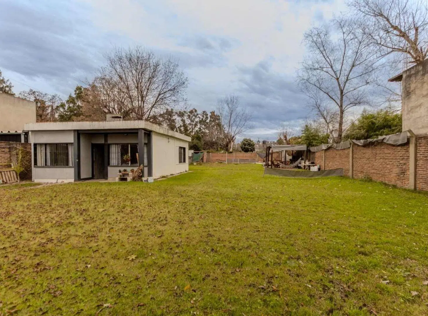 VENTA casa 3 ambientes con Piscina en TORTUGUITAS 8