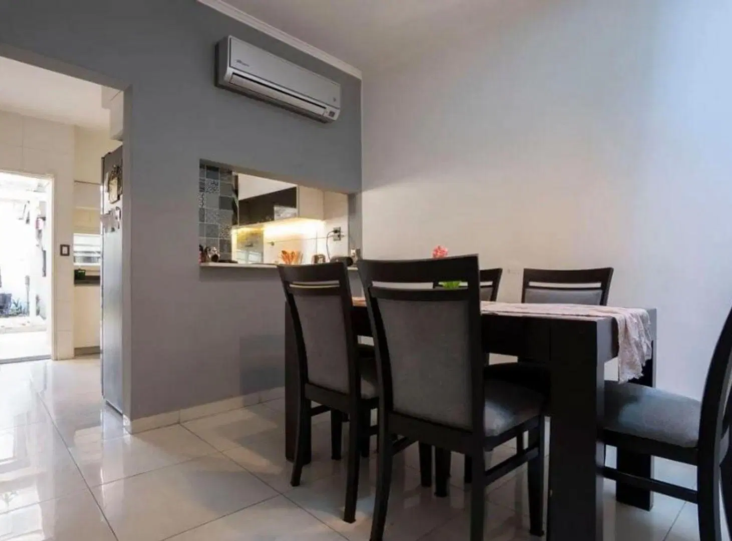 VENTA CASA 4 AMB c/COCHERA, PATIO y TERRAZA  HAEDO 4