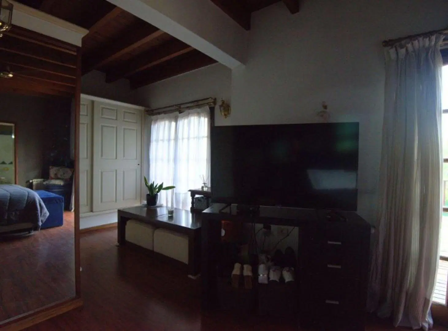 VENTA CASA 8 AMBIENTES AMPLIO TERRENO EN RANELAGH 8