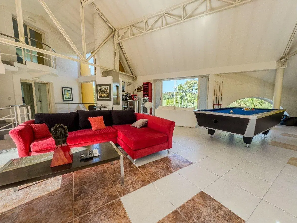 CASA VENTA 6 AMBIENTES COUNTRY SAN DIEGO MORENO 8