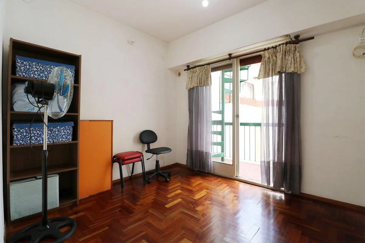 CASA 4 AMB MUY LUMINOSA C/TERRAZA, PATIO Y COCHERA 8