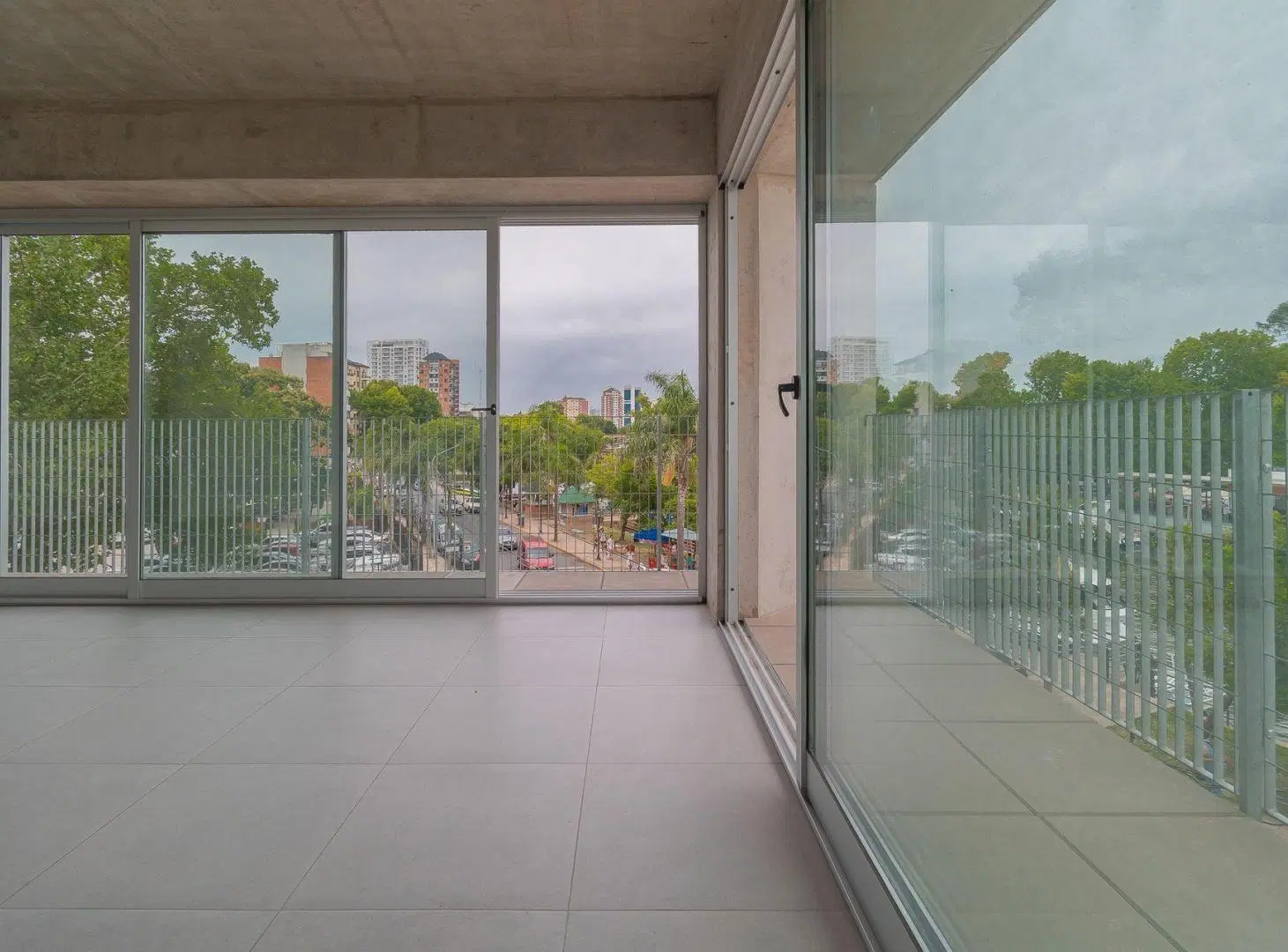 Venta Depto 3 ambientes Domus Delta 8
