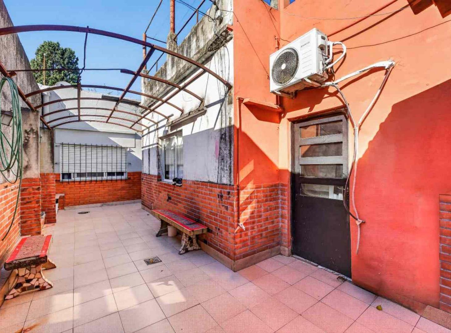 Foto de Venta casa 6 amb en Villa Libertad San Martin, imagen 3