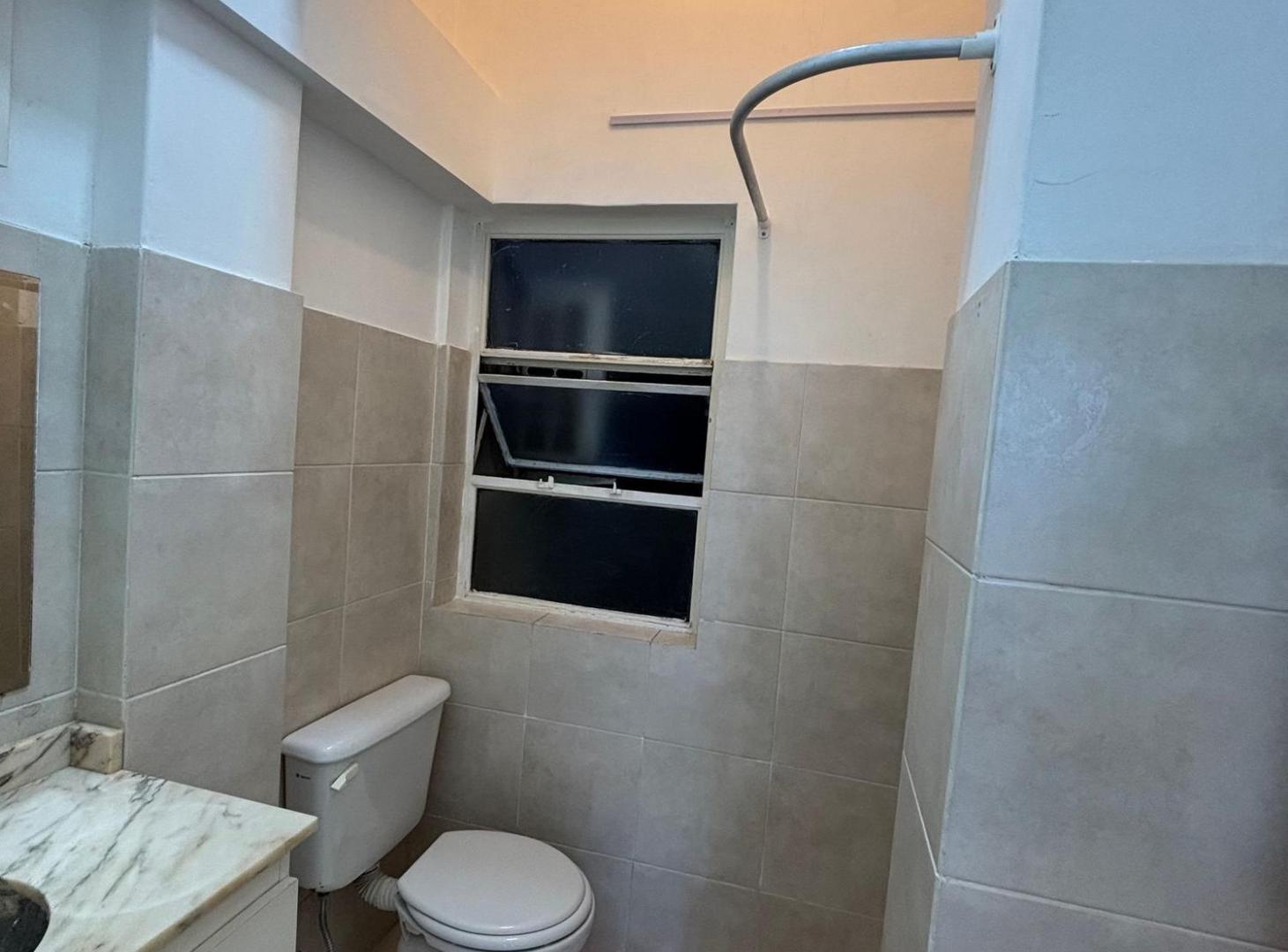 Foto de MONO CON RENTA RECICLADO EN PLANTA BAJA AL FRENTE, imagen 5