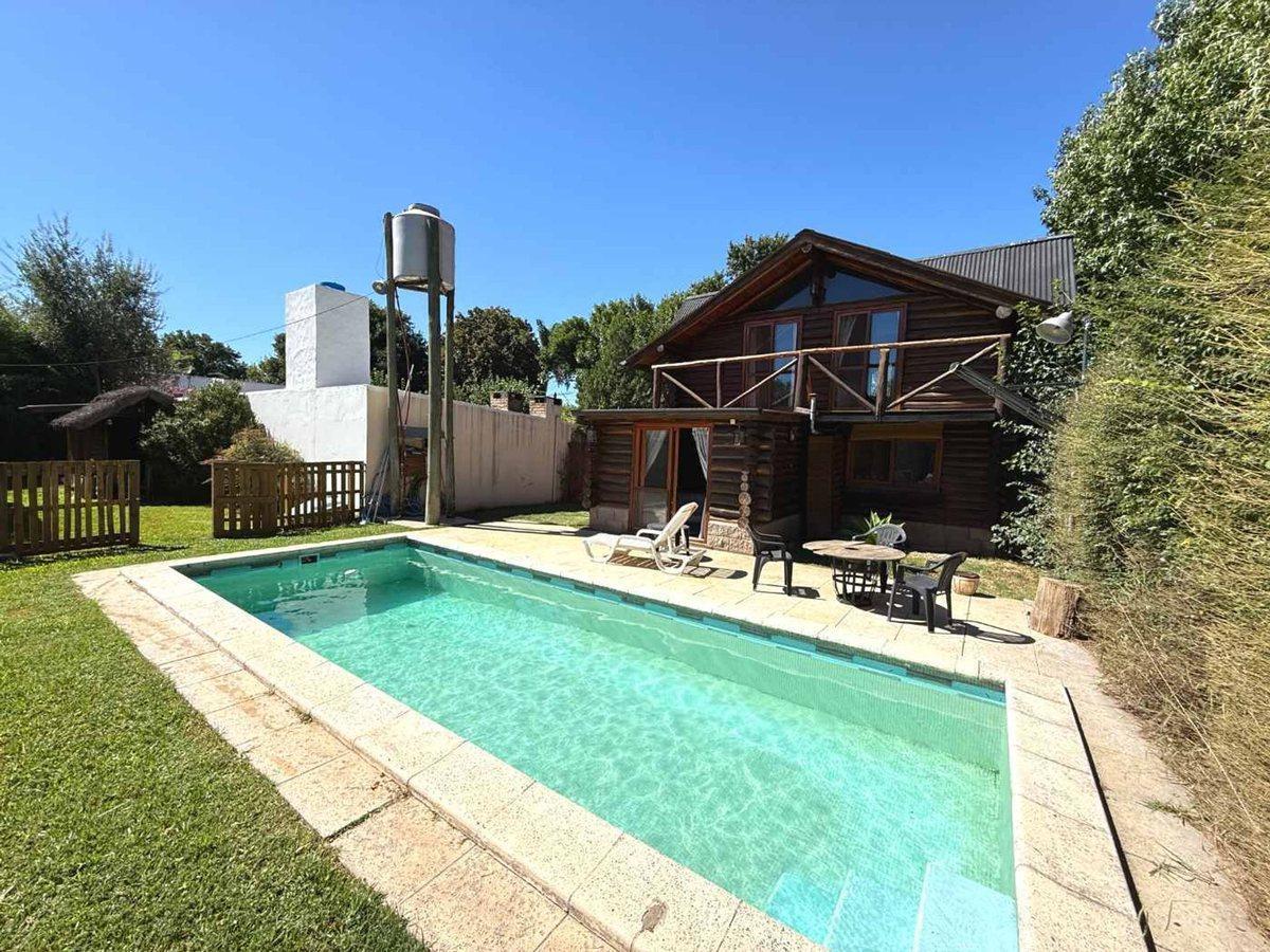 Foto de Venta Casa con quincho, pileta y 2 cocheras PILAR, imagen 1