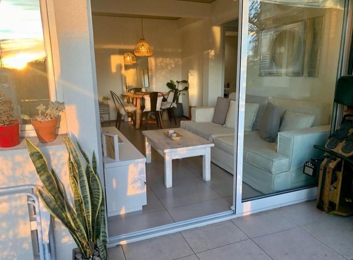 Foto de VENTA Dpto. 2 Amb. C/ Cochera y Parrila en "TIGRE", imagen 2