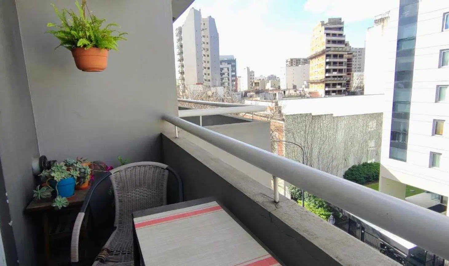 ALQUILER MONOAMBIENTE AMOBLADO CON BALCON, CABA 4