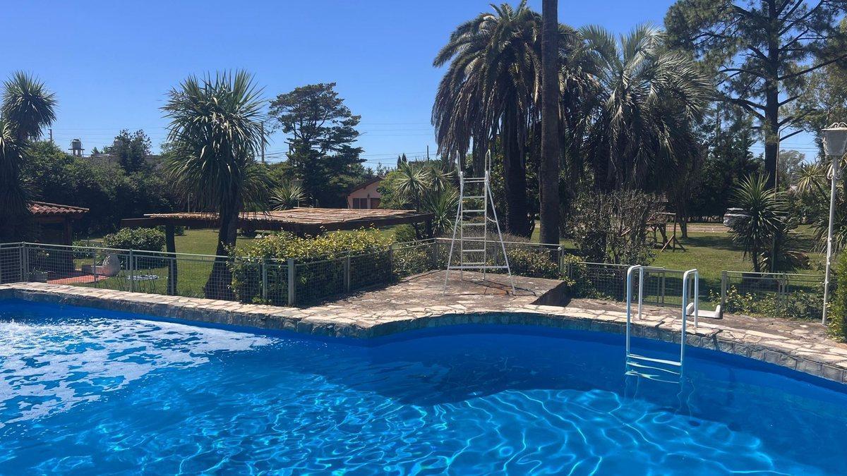 Foto de VENTA QUINTA PILETA 3 CASAS LA MATANZA FINANCIA!!, imagen 3