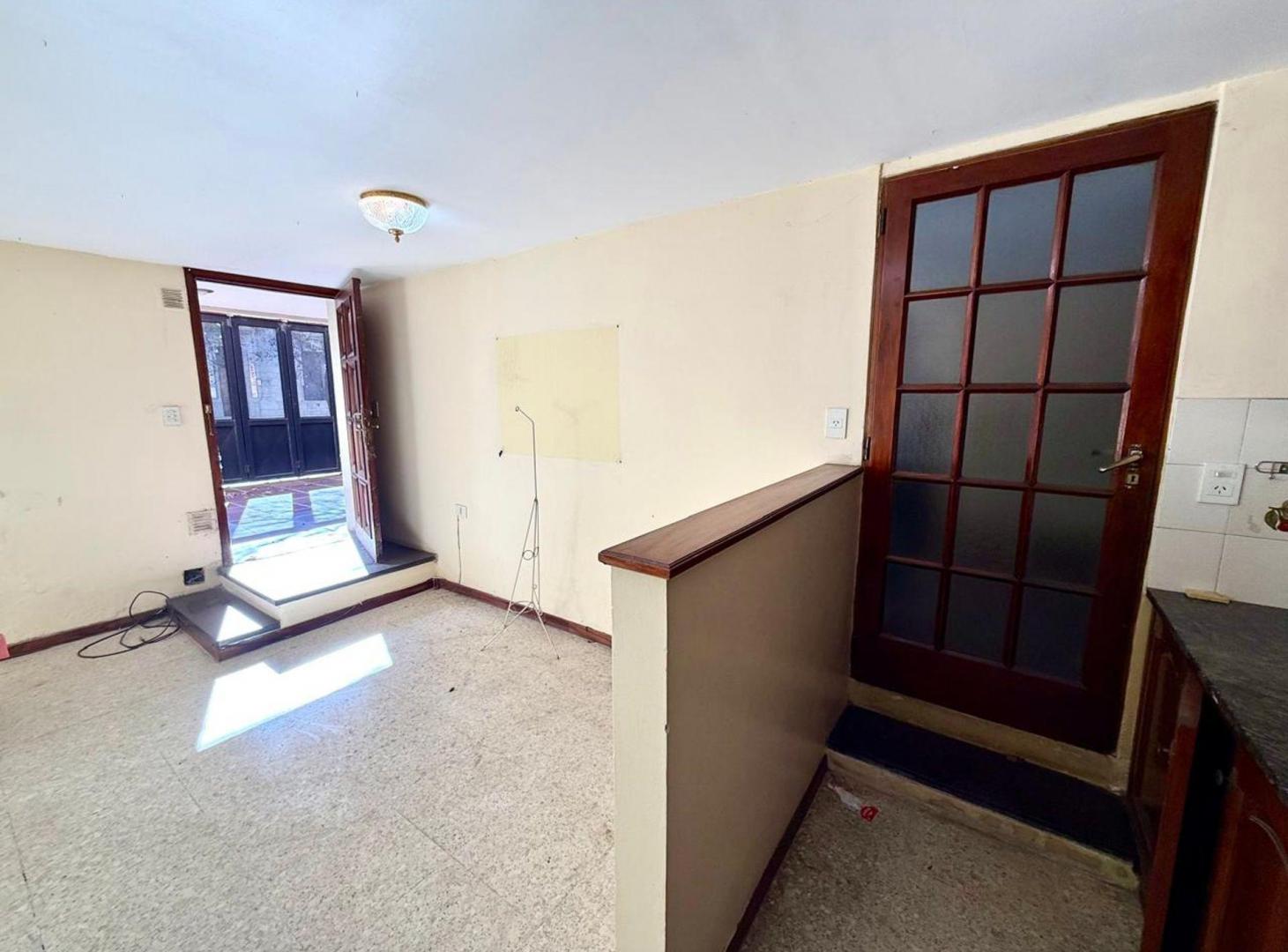 Foto de CASA 6 AMBIENTES CON SUITE,PATIO,GARAGE Y MONO, imagen 4
