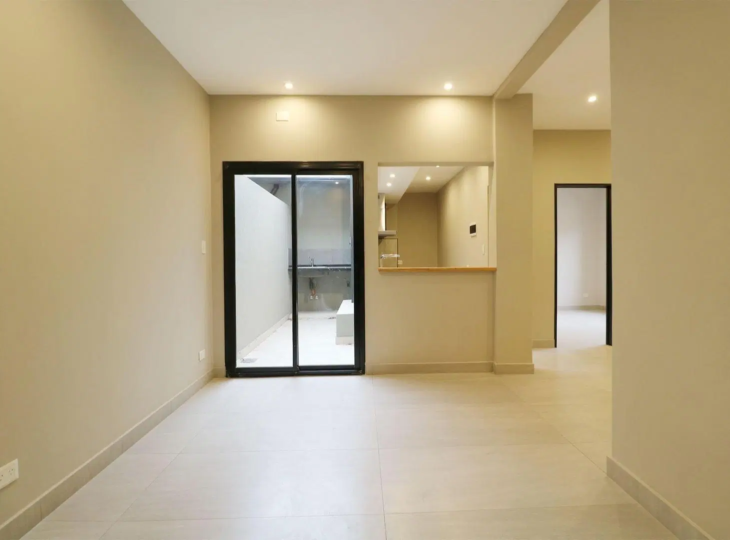 VENTA PH 2 AMB C/PATIO, TERRAZA COMÚN MONTE CASTRO 2