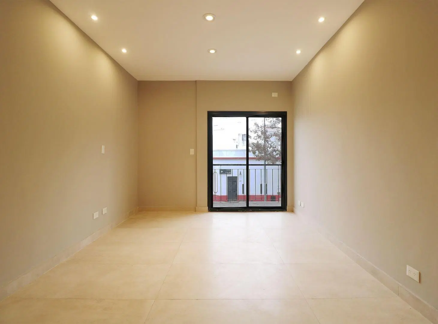 VENTA PH 3 AMB C/BALCON, TERRAZA COMÚN MONTECASTRO 3