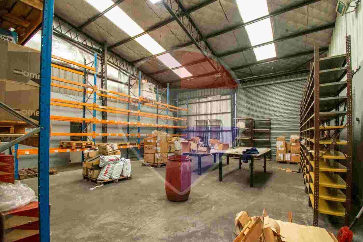 Foto de VENTA GALPON/DEPOSITO INDUSTRIAL 3300 m2, GARIN, imagen 4